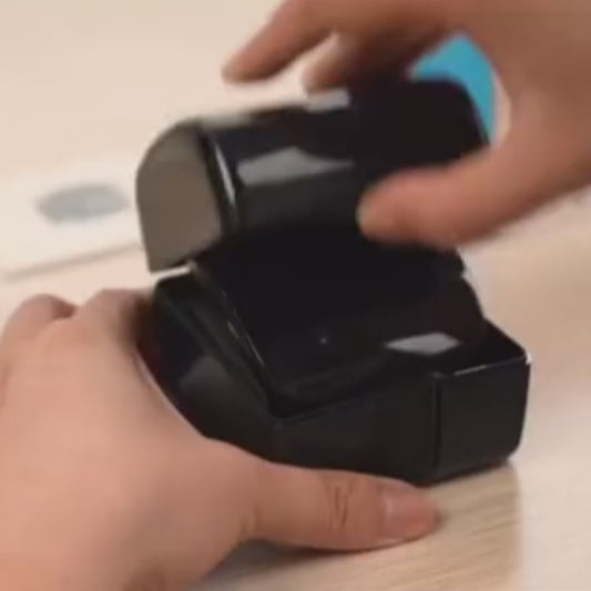 🩺 CardioSeguro™ – Tensiómetro Digital de Muñeca Recargable